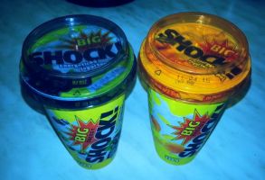 big-shock-energeticky-jogurtovy-napoj-cerny-rybiz-mango-pomeranc1s